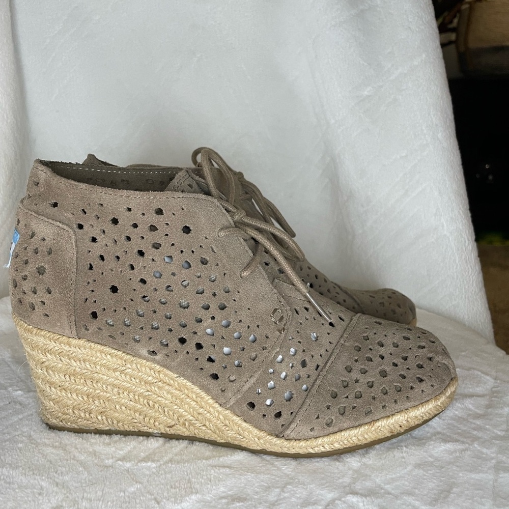 Women's toms Taupe Wedge Ankle Boots